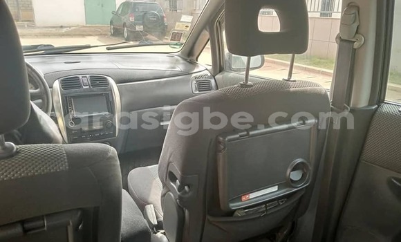 Buy Used Mazda Premacy Green Car in Lome in Togo Buy Used Mazda Premacy Green Car in Lome in Togo