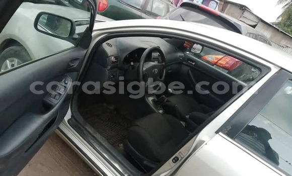 Buy Used Toyota Avensis Silver Car in Lome in Togo Buy Used Toyota Avensis Silver Car in Lome in Togo