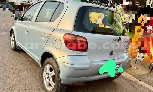 Buy Used Toyota Yaris Silver Car in Lome in Togo Buy Used Toyota Yaris Silver Car in Lome in Togo