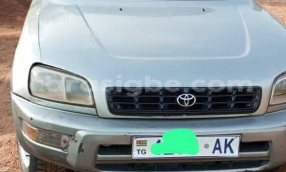 Buy Used Toyota RAV4 Silver Car in Lome in Togo Buy Used Toyota RAV4 Silver Car in Lome in Togo