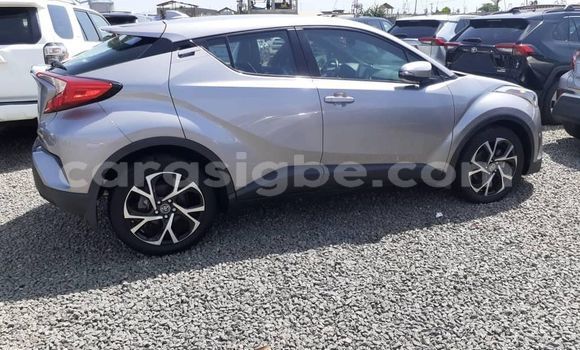 Buy Used Toyota C-HR Silver Car in Lome in Togo Buy Used Toyota C-HR Silver Car in Lome in Togo