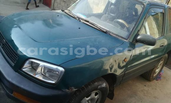 Buy Used Toyota RAV4 Green Car in Lome in Togo Buy Used Toyota RAV4 Green Car in Lome in Togo