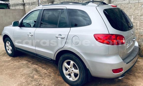 Buy Used Hyundai Santa Fe Silver Car in Lome in Togo Buy Used Hyundai Santa Fe Silver Car in Lome in Togo