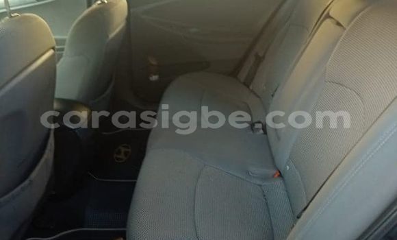 Buy Used Hyundai Sonata Blue Car in Lome in Togo Buy Used Hyundai Sonata Blue Car in Lome in Togo