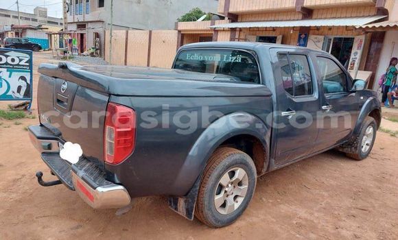Buy Used Nissan Navara Blue Car in Lome in Togo Buy Used Nissan Navara Blue Car in Lome in Togo