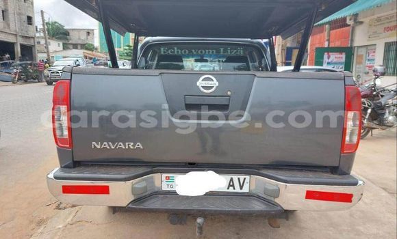 Buy Used Nissan Navara Blue Car in Lome in Togo Buy Used Nissan Navara Blue Car in Lome in Togo