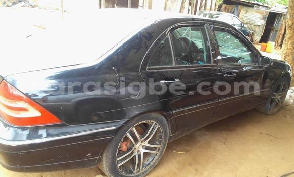 Acheter Occasion Voiture Mercedes‒Benz C–Class Noir à Lomé, Togo Acheter Occasion Voiture Mercedes‒Benz C–Class Noir à Lomé, Togo