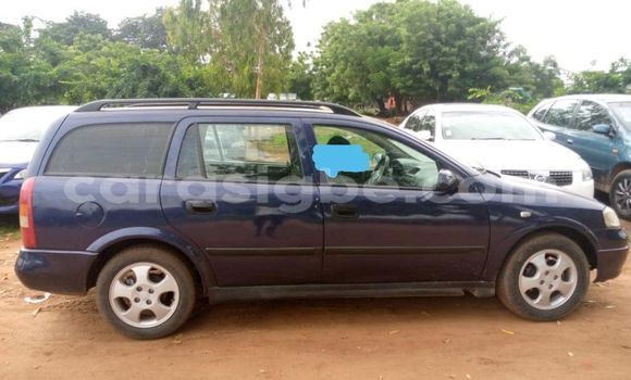 Acheter Occasion Voiture Opel Astra Bleu à Lomé, Togo Acheter Occasion Voiture Opel Astra Bleu à Lomé, Togo