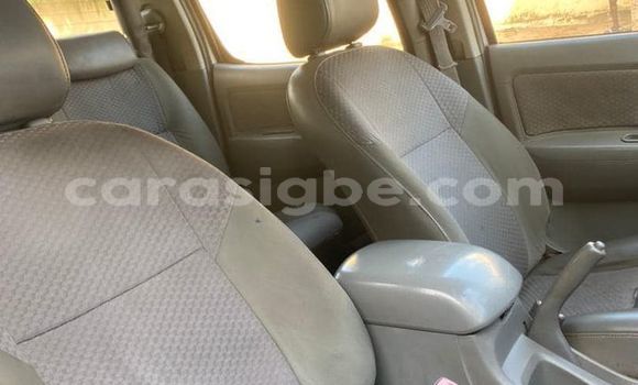 Buy Used Toyota Hilux Silver Car in Lome in Togo Buy Used Toyota Hilux Silver Car in Lome in Togo