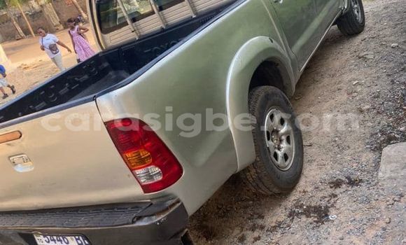 Buy Used Toyota Hilux Silver Car in Lome in Togo Buy Used Toyota Hilux Silver Car in Lome in Togo