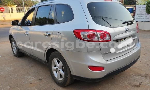 Buy Used Hyundai Santa Fe Silver Car in Lome in Togo Buy Used Hyundai Santa Fe Silver Car in Lome in Togo
