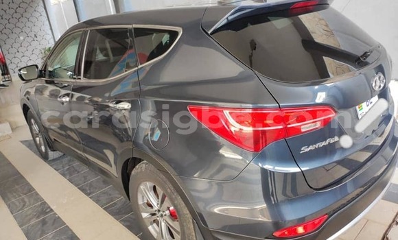 Buy Used Hyundai Santa Fe Blue Car in Lome in Togo Buy Used Hyundai Santa Fe Blue Car in Lome in Togo