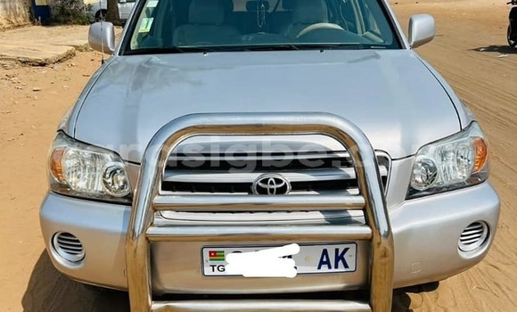 Buy Used Toyota Highlander Silver Car in Lome in Togo Buy Used Toyota Highlander Silver Car in Lome in Togo
