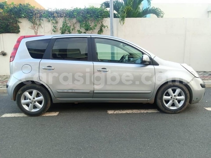 Big with watermark nissan note togo lome 7417
