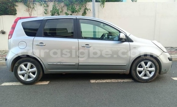 Buy Used Nissan Note Silver Car in Lome in Togo Buy Used Nissan Note Silver Car in Lome in Togo