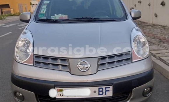 Buy Used Nissan Note Silver Car in Lome in Togo Buy Used Nissan Note Silver Car in Lome in Togo