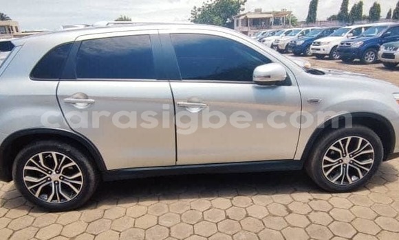 Buy Used Mitsubishi Outlander Silver Car in Lome in Togo Buy Used Mitsubishi Outlander Silver Car in Lome in Togo