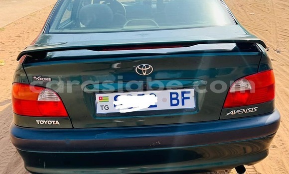 Buy Used Toyota Avensis Green Car in Lome in Togo Buy Used Toyota Avensis Green Car in Lome in Togo