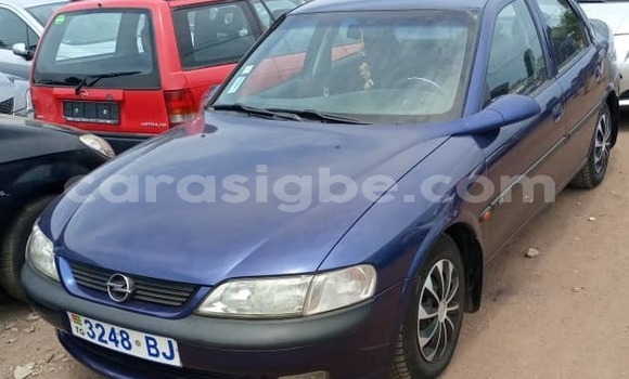 Acheter Occasion Voiture Opel Vectra Bleu à Lomé, Togo Acheter Occasion Voiture Opel Vectra Bleu à Lomé, Togo
