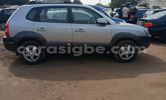 Acheter Occasion Voiture Hyundai Tucson Gris à Lomé, Togo Acheter Occasion Voiture Hyundai Tucson Gris à Lomé, Togo