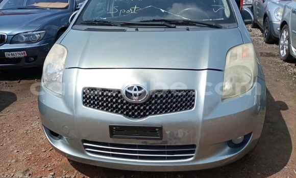 Acheter Occasion Voiture Toyota Yaris Gris à Lomé, Togo Acheter Occasion Voiture Toyota Yaris Gris à Lomé, Togo
