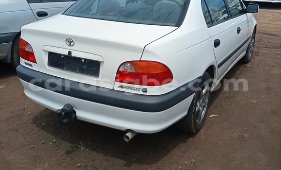Acheter Occasion Voiture Toyota Avensis Blanc à Lomé, Togo Acheter Occasion Voiture Toyota Avensis Blanc à Lomé, Togo