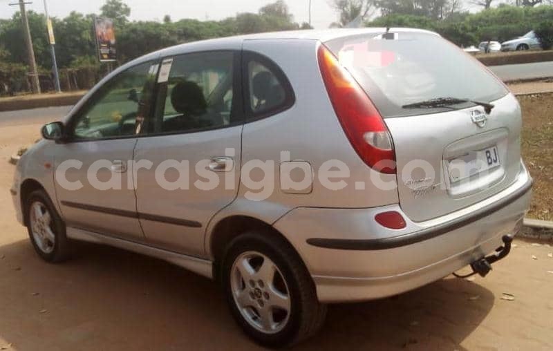 Big with watermark nissan almera tino maritime lome 7495