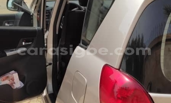 Acheter Occasion Voiture Toyota Corolla Verso Autre à Lomé, Togo Acheter Occasion Voiture Toyota Corolla Verso Autre à Lomé, Togo