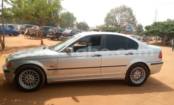 Acheter Occasion Voiture BMW E46 Gris à Lomé, Togo Acheter Occasion Voiture BMW E46 Gris à Lomé, Togo