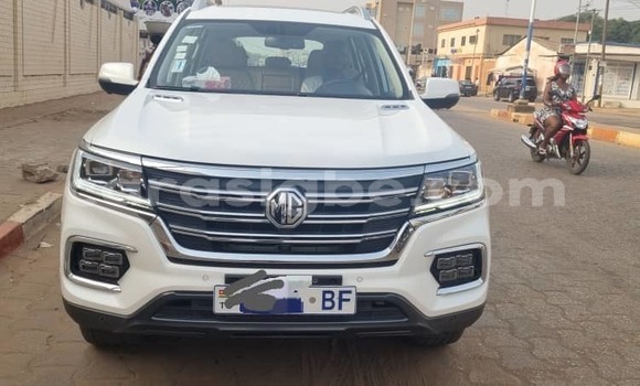 Acheter Neuf Voiture MG RV8 Blanc à Lomé, Togo