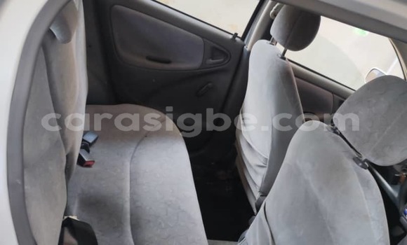 Buy Used Toyota Yaris Silver Car in Lome in Maritime Buy Used Toyota Yaris Silver Car in Lome in Maritime