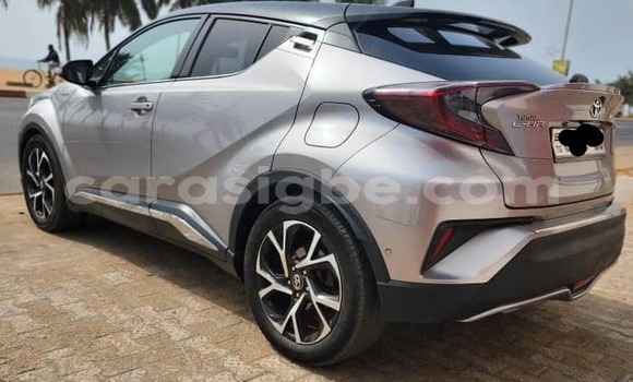 Buy Used Toyota C-HR Silver Car in Lome in Maritime Buy Used Toyota C-HR Silver Car in Lome in Maritime