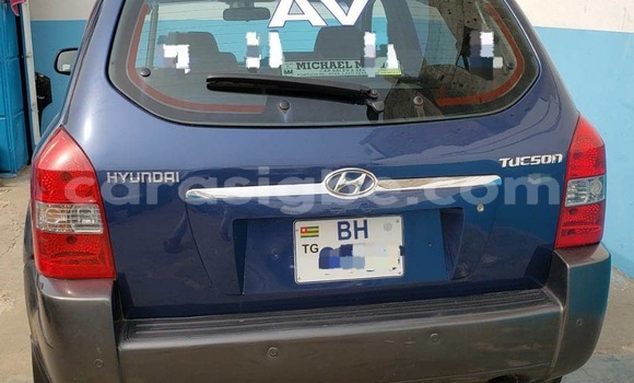 Buy Used Hyundai Tucson Blue Car in Lome in Togo Buy Used Hyundai Tucson Blue Car in Lome in Togo
