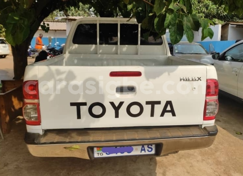 Big with watermark toyota hilux maritime lome 7539
