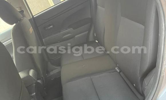 Buy Used Mitsubishi RVR Silver Car in Lome in Togo Buy Used Mitsubishi RVR Silver Car in Lome in Togo
