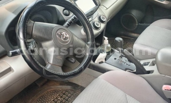 Buy Used Toyota RAV4 Silver Car in Lome in Maritime Buy Used Toyota RAV4 Silver Car in Lome in Maritime