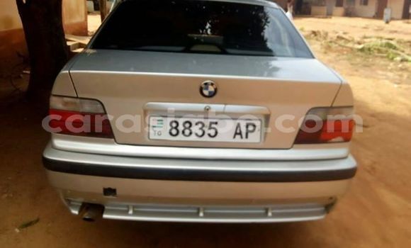 Acheter Occasion Voiture BMW 3-Series Gris à Lomé au Togo Acheter Occasion Voiture BMW 3-Series Gris à Lomé au Togo