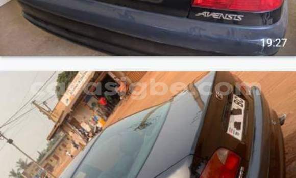 Acheter Occasion Voiture Toyota Avensis Noir à Lomé, Togo Acheter Occasion Voiture Toyota Avensis Noir à Lomé, Togo