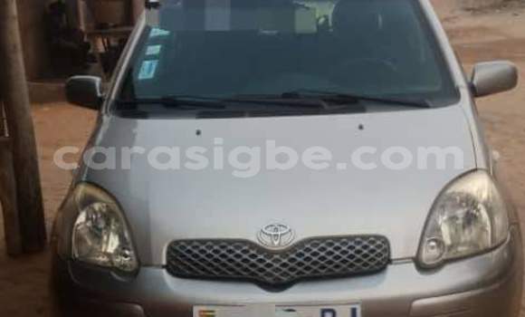 Acheter Occasion Voiture Toyota Vitz Gris à Lomé, Togo