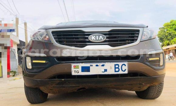 Acheter Occasion Voiture Kia Sportage Marron à Lomé, Togo Acheter Occasion Voiture Kia Sportage Marron à Lomé, Togo
