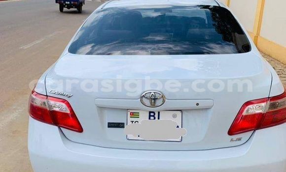 Acheter Occasion Voiture Toyota Camry Blanc à Lomé, Togo Acheter Occasion Voiture Toyota Camry Blanc à Lomé, Togo