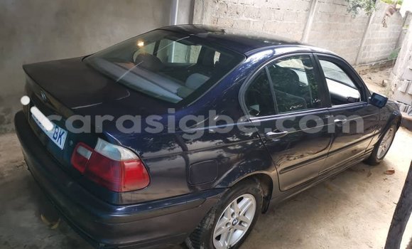 Acheter Occasion Voiture BMW E46 Bleu à Lomé, Togo Acheter Occasion Voiture BMW E46 Bleu à Lomé, Togo