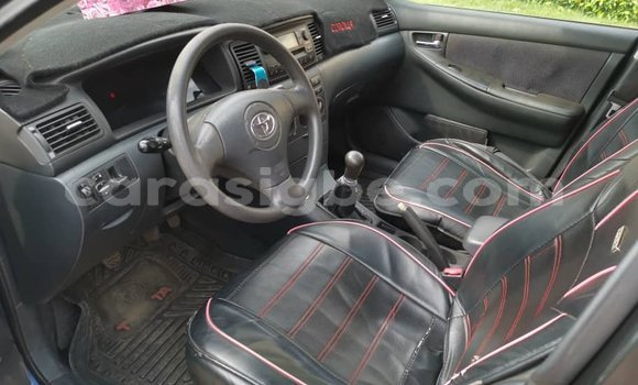 Acheter Occasion Voiture Toyota Corolla Bleu à Lomé, Togo Acheter Occasion Voiture Toyota Corolla Bleu à Lomé, Togo