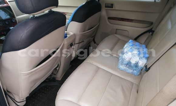 Acheter Occasion Voiture Ford Escape Vert à Lomé, Togo Acheter Occasion Voiture Ford Escape Vert à Lomé, Togo