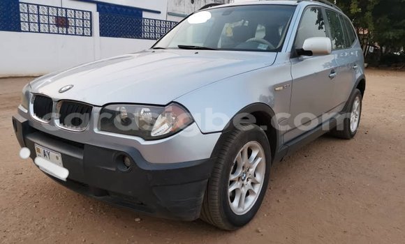 Acheter Occasion Voiture BMW X3 Gris à Lomé, Togo Acheter Occasion Voiture BMW X3 Gris à Lomé, Togo