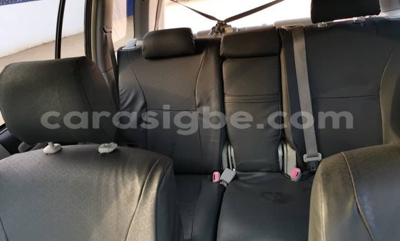 Acheter Occasion Voiture Toyota Highlander Gris à Lomé, Togo Acheter Occasion Voiture Toyota Highlander Gris à Lomé, Togo