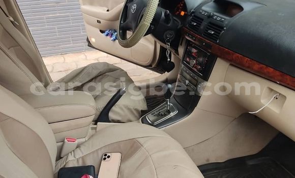 Acheter Occasion Voiture Toyota Avensis Noir à Lomé, Togo Acheter Occasion Voiture Toyota Avensis Noir à Lomé, Togo