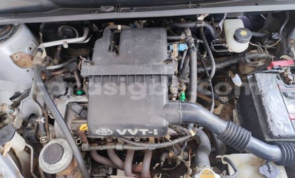 Acheter Occasion Voiture Toyota Yaris Gris à Lomé, Togo Acheter Occasion Voiture Toyota Yaris Gris à Lomé, Togo