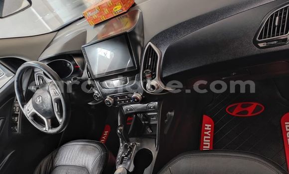 Acheter Occasion Voiture Hyundai Tucson Gris à Lomé, Togo Acheter Occasion Voiture Hyundai Tucson Gris à Lomé, Togo