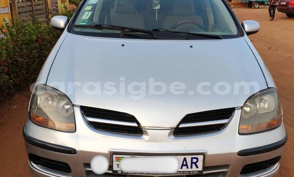Acheter Occasion Voiture Nissan Almera Gris à Lomé, Togo Acheter Occasion Voiture Nissan Almera Gris à Lomé, Togo